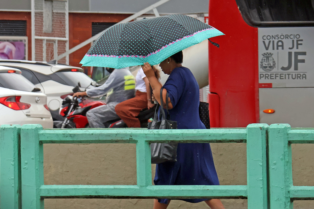 Juiz de Fora tem alerta de chuvas intensas e persistentes